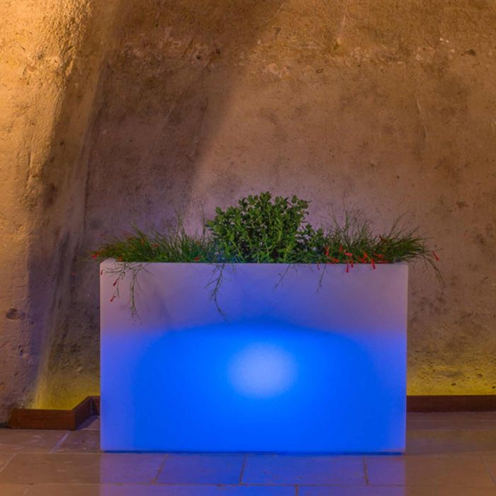 Vaso Fioriera Flowerpot In Resina Rettangolare 80x35 CM Luce Azzurra main product photo